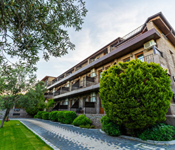 Assos Park Hotel