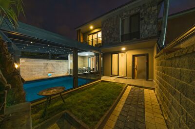 Deluxe Villa